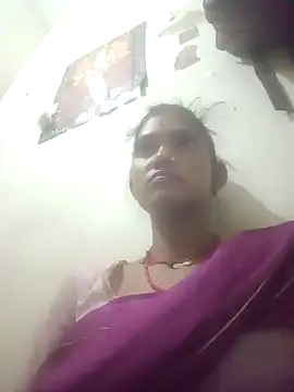 Jooli cuty online show from 11/20/25, 05:24