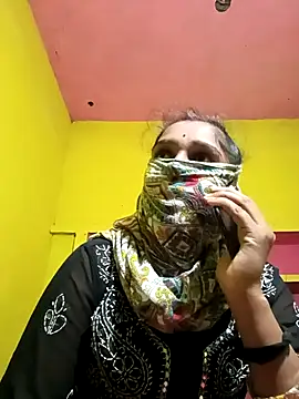 Snapshot of Hot_sega chatting on 11/08/25, 05:00 Hot sega online show from 11/08/25, 05:00