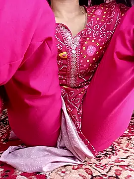 Snapshot of Saniya76 chatting on 05/21/26, 01:52 Saniya76 online show from 05/21/26, 01:52
