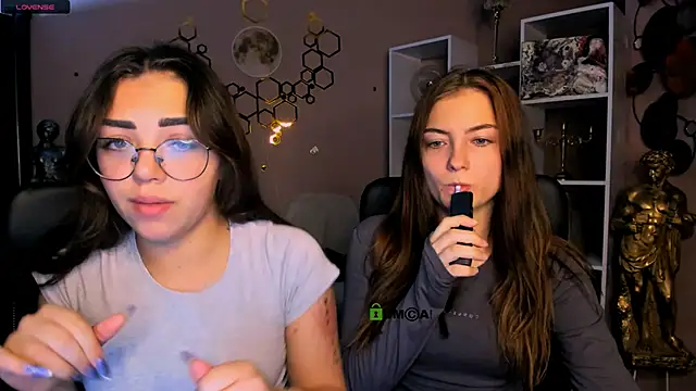 baby hotte online show from 11/18/25, 07:44