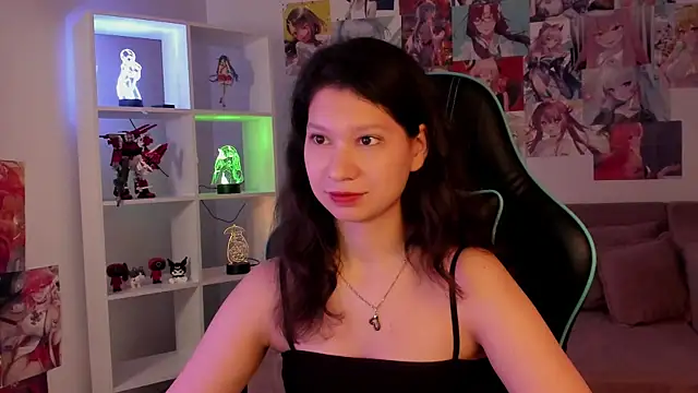 SaraDenars online show from 11/12/25, 05:55