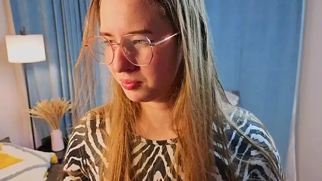 MowasaBritten online show from 11/22/25, 02:27