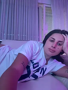 jojoa23 online show from 04/15/26, 01:59