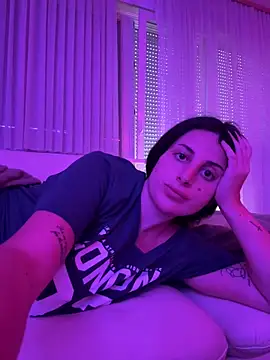 jojoa23 online show from 04/22/26, 01:51