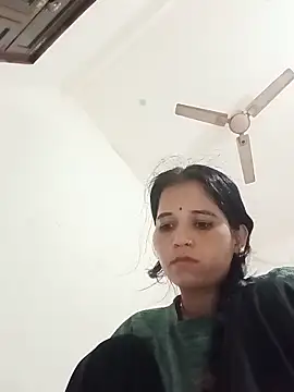 Snapshot of Sanjna_babby chatting on 06/12/26, 12:19 Sanjna babby online show from 06/12/26, 12:19