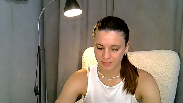 Snapshot of KiraHoney chatting on 07/02/26, 10:10 KiraHoney online show from 07/02/26, 10:10