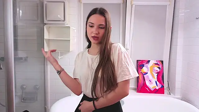 LeenaPuita online show from 11/10/25, 05:40