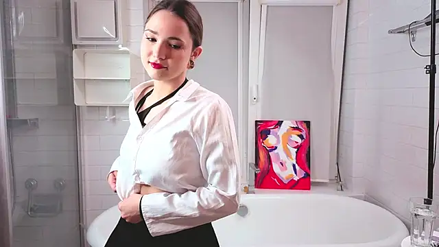 LeenaPuita online show from 11/11/25, 08:47