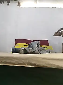 Snapshot of amourbigass chatting on 11/16/25, 09:36 amourbigass online show from 11/16/25, 09:36