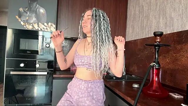 Snapshot of GeraldineStevenson chatting on 03/02/26, 02:02 GeraldineStevenson online show from 03/02/26, 02:02