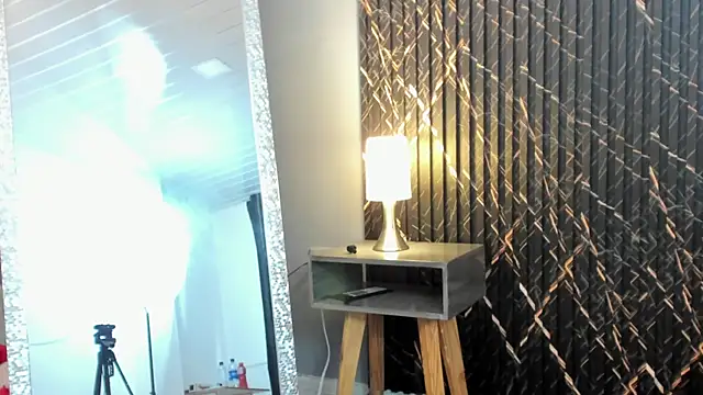 clara heat online show from 05/08/26, 07:06