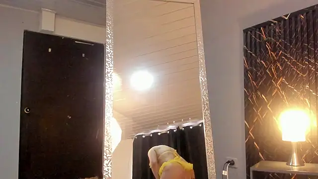 clara heat online show from 11/20/25, 07:58