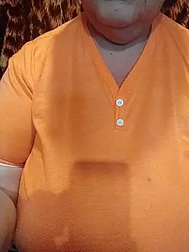 MyHoneyKira online show from 11/13/25, 11:03