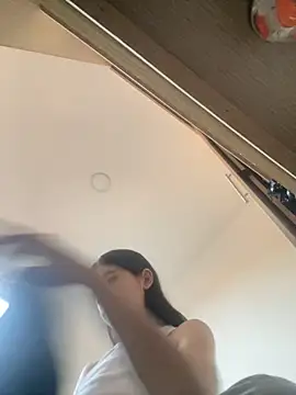 Snapshot of Emily_6783 chatting on 11/06/25, 10:14 Emily 6783 online show from 11/06/25, 10:14