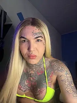 euscarlethotgirl online show from 11/16/25, 08:57