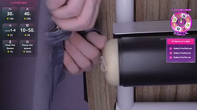 Snapshot of fuck24_7 chatting on 11/04/25, 03:54 fuck24 7 online show from 11/04/25, 03:54