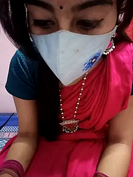 Snapshot of Tamil_White_Rose chatting on 05/11/26, 07:00 Tamil White Rose online show from 05/11/26, 07:00