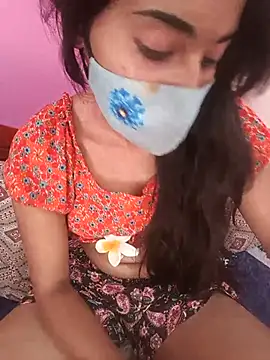 Snapshot of Tamil_White_Rose chatting on 06/15/26, 11:43 Tamil White Rose online show from 06/15/26, 11:43