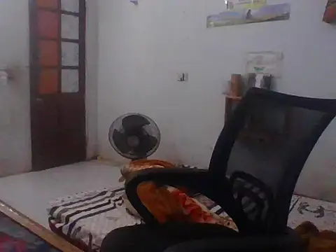 Nowwayyyy online show from 11/10/25, 02:44