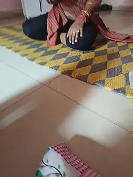 Lailamajnu1996 online show from 02/20/26, 07:43