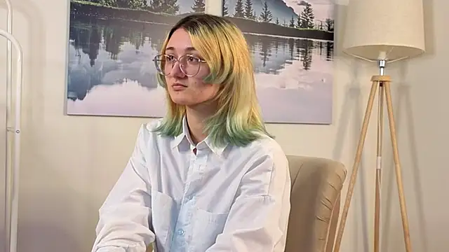 JoannieDrissel online show from 11/04/25, 10:52