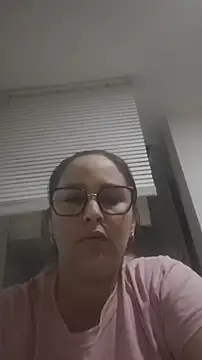 wandalive online show from 11/12/25, 01:43