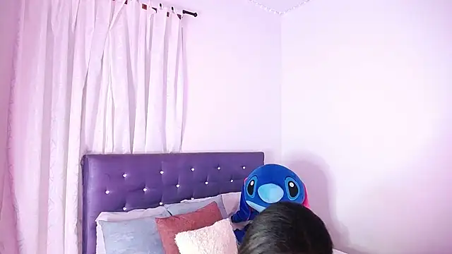 BryanaSmiths online show from 11/06/25, 07:40