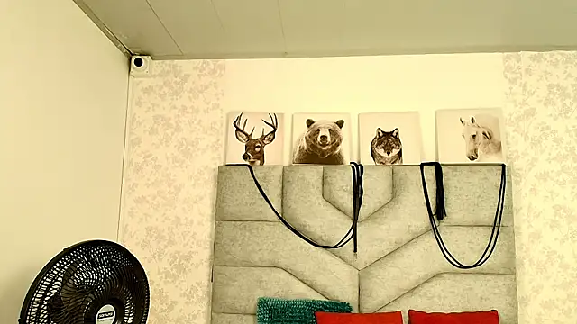Snapshot of KimberlyFox_t chatting on 06/11/26, 12:35 KimberlyFox t online show from 06/11/26, 12:35