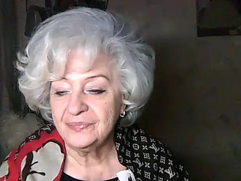 ValeriaKroww online show from 12/15/25, 06:25