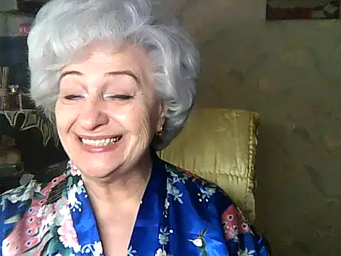 ValeriaKroww online show from 04/05/26, 06:53