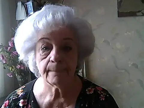 ValeriaKroww online show from 11/15/25, 08:51