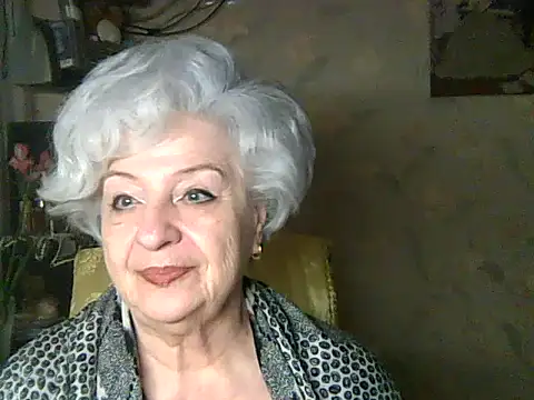 Snapshot of ValeriaKroww chatting on 04/24/26, 04:36 ValeriaKroww online show from 04/24/26, 04:36