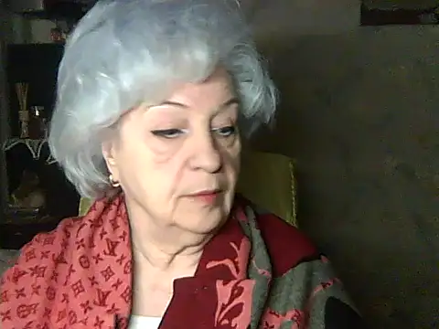 Snapshot of ValeriaKroww chatting on 04/19/26, 05:47 ValeriaKroww online show from 04/19/26, 05:47