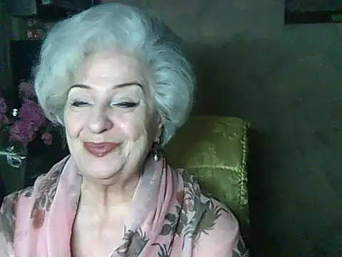 Snapshot of ValeriaKroww chatting on 06/12/26, 05:21 ValeriaKroww online show from 06/12/26, 05:21