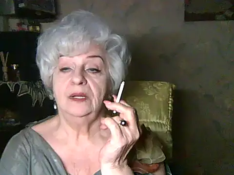 Snapshot of ValeriaKroww chatting on 05/27/26, 05:42 ValeriaKroww online show from 05/27/26, 05:42