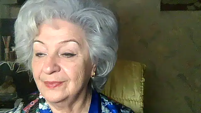 ValeriaKroww online show from 03/28/26, 06:47