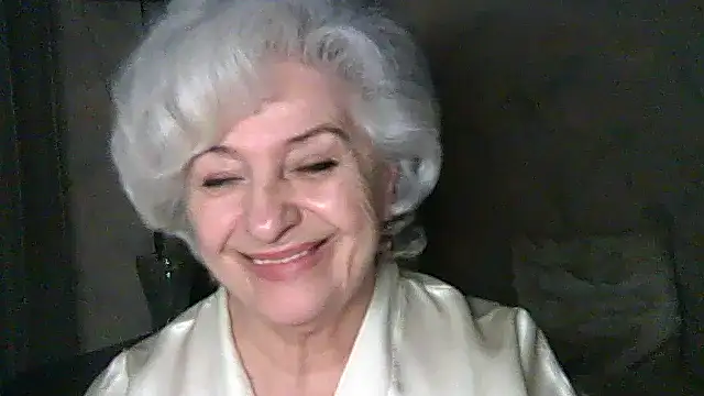 ValeriaKroww online show from 11/07/25, 08:46