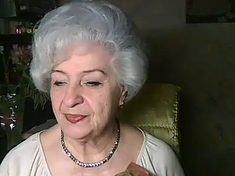 Snapshot of ValeriaKroww chatting on 05/15/26, 05:11 ValeriaKroww online show from 05/15/26, 05:11