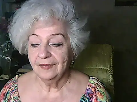 Snapshot of ValeriaKroww chatting on 06/06/26, 07:24 ValeriaKroww online show from 06/06/26, 07:24