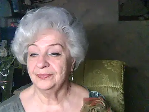 Snapshot of ValeriaKroww chatting on 05/19/26, 04:19 ValeriaKroww online show from 05/19/26, 04:19