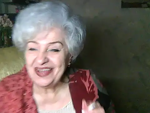 Snapshot of ValeriaKroww chatting on 04/29/26, 04:44 ValeriaKroww online show from 04/29/26, 04:44