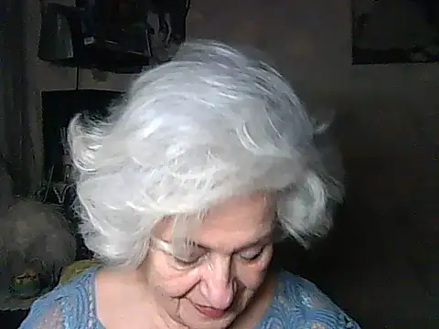 ValeriaKroww online show from 12/13/25, 08:04