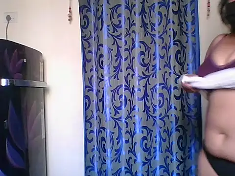 Mathi cam online show from 02/26/26, 05:29