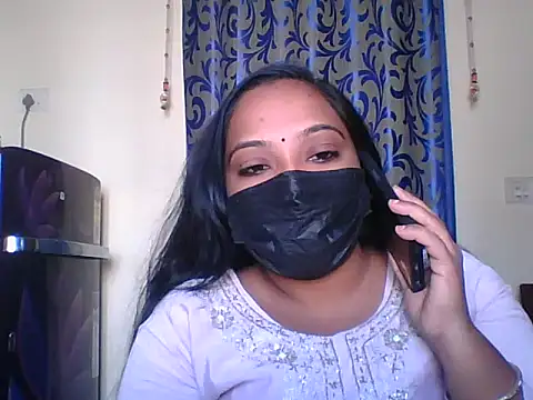 Mathi cam online show from 02/06/26, 04:41