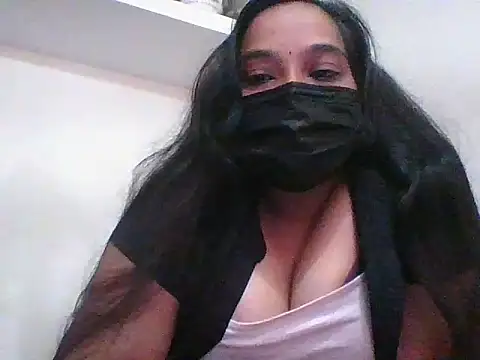 Mathi cam online show from 12/04/25, 04:55