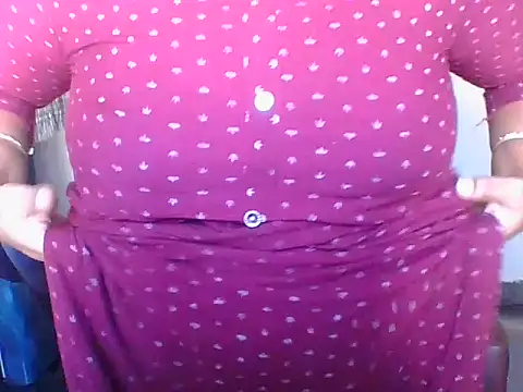 Mathi cam online show from 11/25/25, 04:35