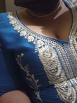 Mathi cam online show from 06/14/26, 04:08
