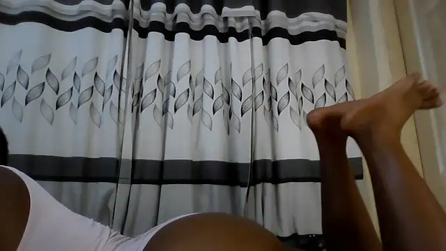 BARBIEDOLLXXX online show from 11/28/25, 09:37