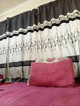 BARBIEDOLLXXX online show from 11/11/25, 09:20