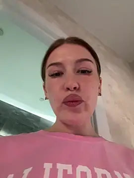 MelissaPinkiss online show from 04/14/26, 02:33